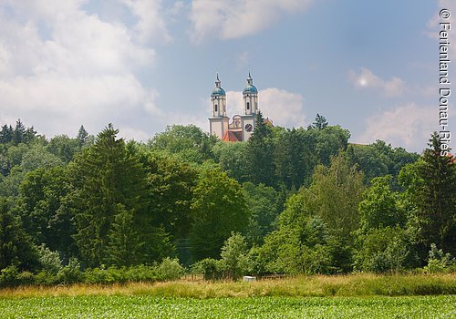 Blick auf Kloster Holzen